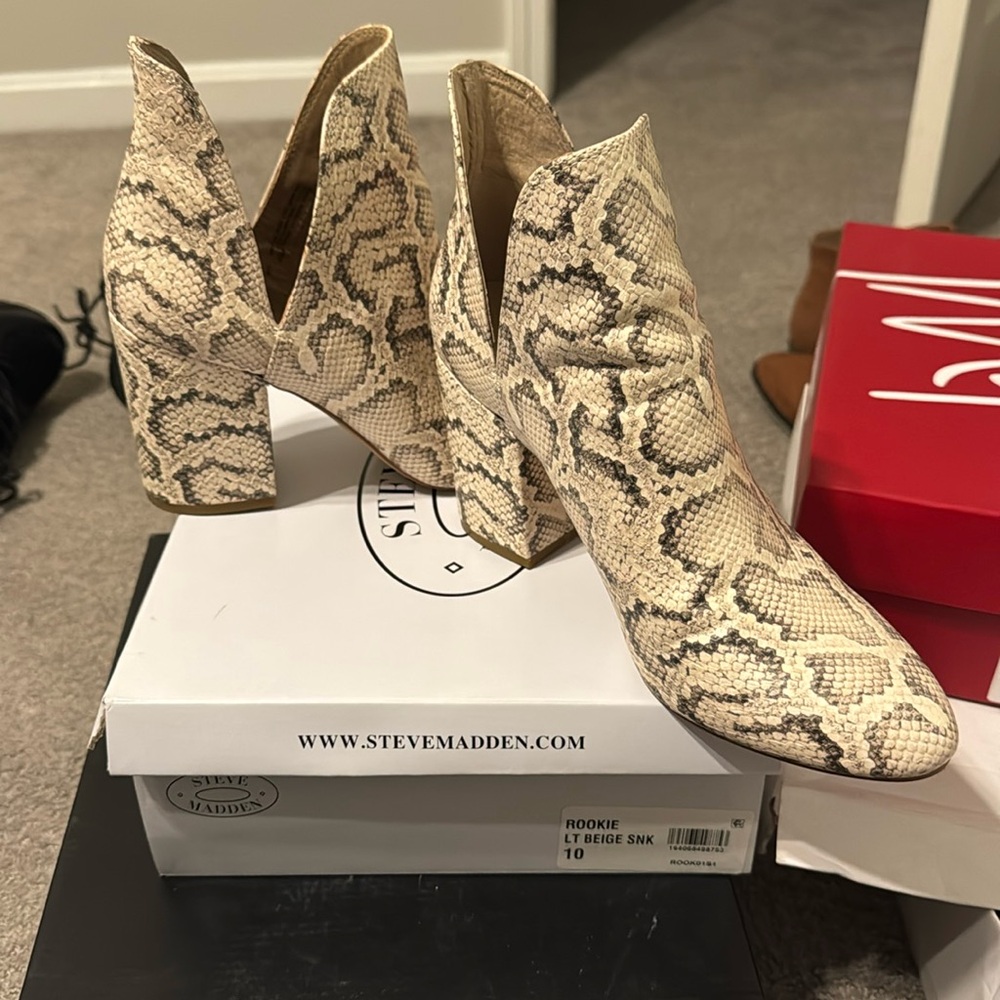 Steve Madden snake booties